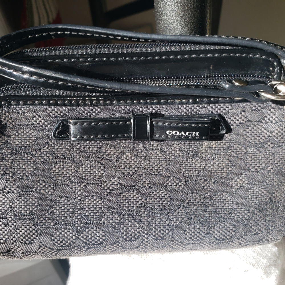 Coach Charcoal Jacquard Signature Wristlet - Picture 2 of 8